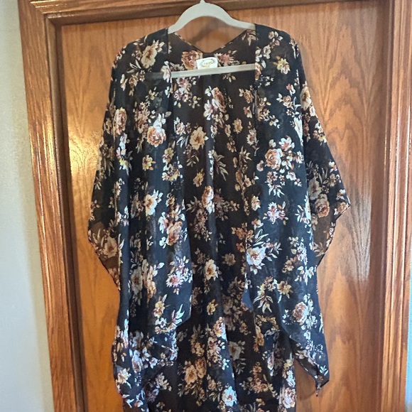 Joyfolie Kimono black floral Mia Joy Avalon - Picture 2 of 4